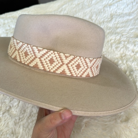 OLIVE & PIQUE WOOL FELT TRIBAL BAND HAT - Picture 4 of 12